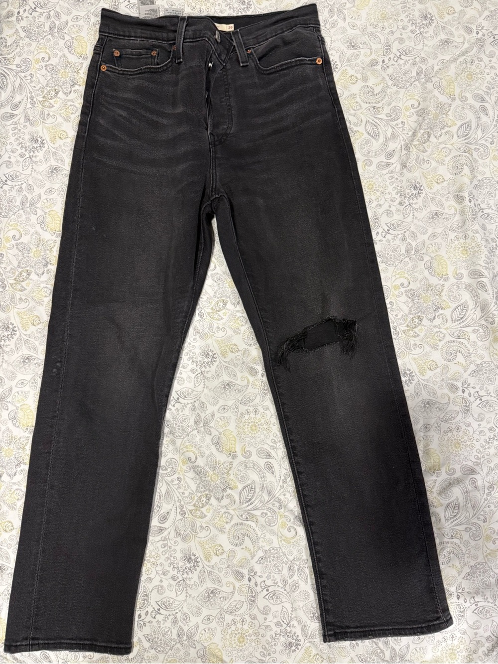 Women's Black Ripped Straight-Leg Jeans - Casual Style. Size 29, ankle